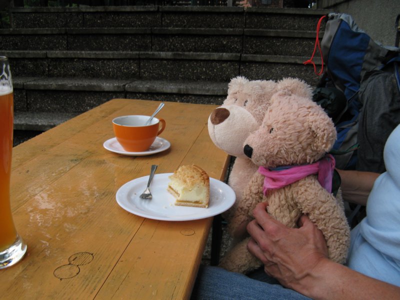 kaffeeundquarkaprikosenstreusel.jpg