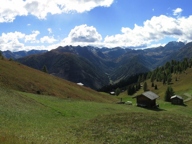 Dorfberg in super schönem Licht 01.10.25